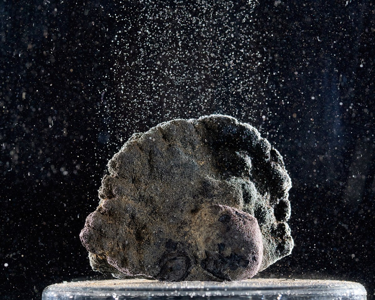 Deep-sea robots will search for source of mysterious 'dark oxygen'