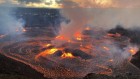 夏威夷火山Kīlauea创造炽热的熔岩的景观
