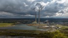 Trump team disbands controversial US climate panel